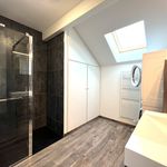 Rent 2 bedroom apartment of 5106 m² in Arrondissement d'Annecy