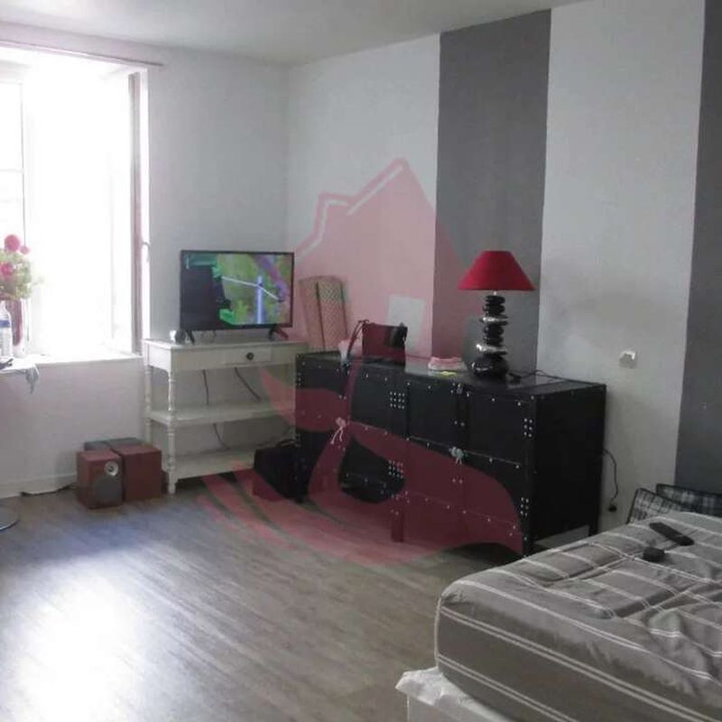 Location appartement 1 pièce 23 m² Mont-de-Marsan (40000)