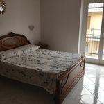 Affitto 3 camera appartamento di 94 m² in Sanremo