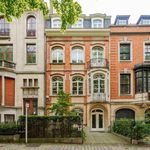 Rent 5 bedroom apartment of 500 m² in Ixelles