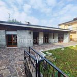 Rent 4 bedroom house of 140 m² in Monticello Brianza