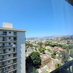 Rent 2 bedroom apartment of 79 m² in Los Angeles