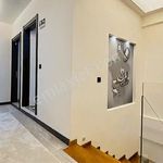 Rent 4 bedroom house of 220 m² in Manisa