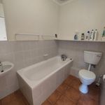 Rent 2 bedroom apartment of 72 m² in Cape Town