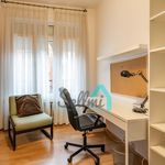 Alquilo 4 dormitorio apartamento de 119 m² en Oviedo