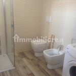Rent 4 bedroom apartment of 75 m² in Adria