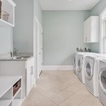 Rent 5 bedroom apartment of 594 m² in Fairfax