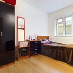 Rent 3 bedroom flat in Peacehaven