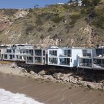 Rent 3 bedroom apartment of 163 m² in Malibu
