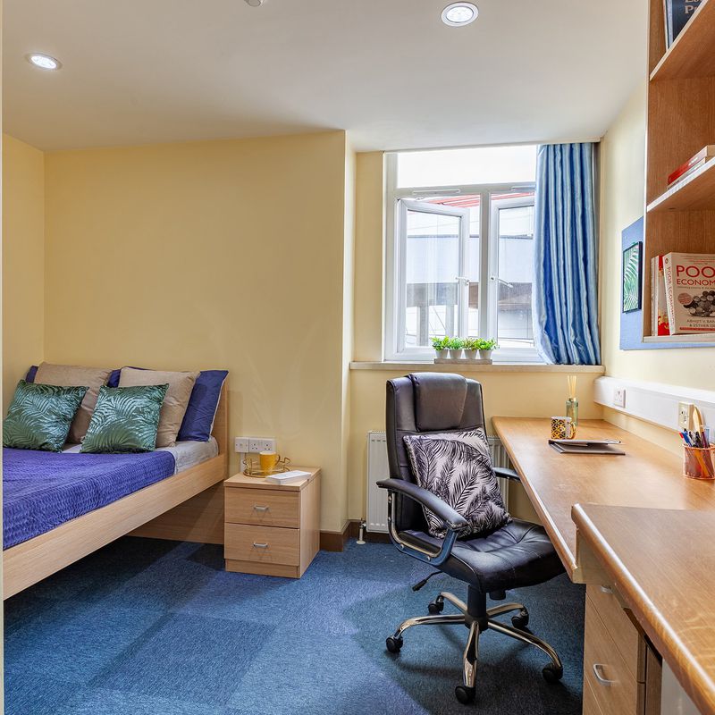 Book Fortress House, Coventry Student Accommodation | Amber Draper's Fields