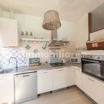 Rent 4 bedroom house of 110 m² in Ameglia