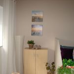 Rent 1 bedroom apartment of 20 m² in Bremen