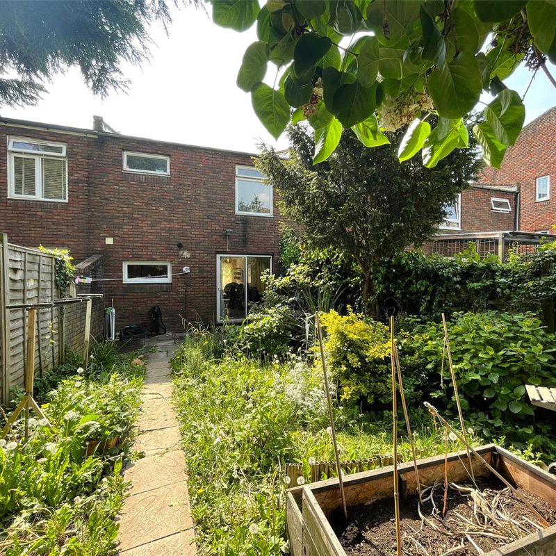 house for rent at Overbrook Walk, Edgware, Middlesex, HA8, England Little Stanmore
