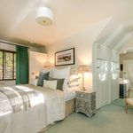 Rent 3 bedroom house of 187 m² in Cranleigh