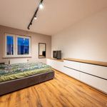 Wynajmij 3 sypialnię dom z 87 m² w Warszawa