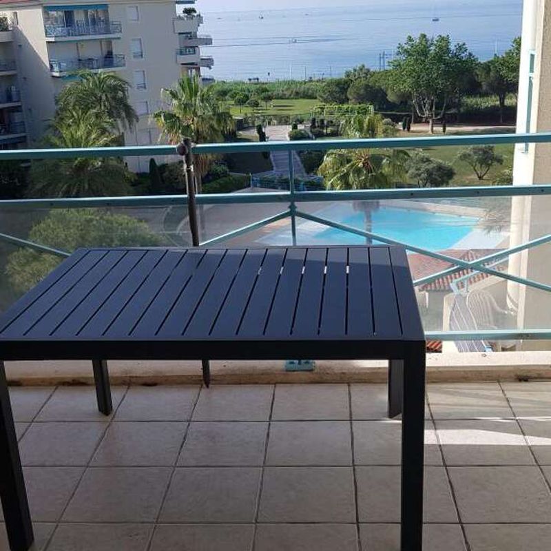 Location appartement 2 pièces 45 m² Antibes (06600)
