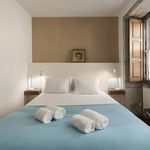1 bedroom apartment of 100 m² in Porto