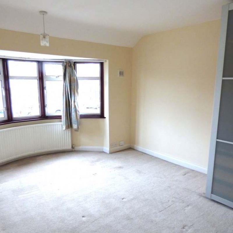 3  Bed  Semi-detached house For  Rent Ewell