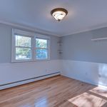Rent 3 bedroom apartment of 244 m² in Hartford