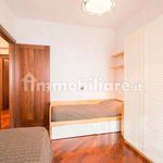 Affitto 3 camera appartamento di 140 m² in San Donato Milanese