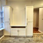 Rent 1 bedroom apartment in Astoria