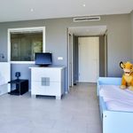 Rent 5 bedroom house of 216 m² in Villefranche-sur-Mer