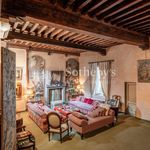 Rent 3 bedroom apartment of 160 m² in Lucca