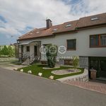 Rent 1 bedroom apartment of 250 m² in Olomouc