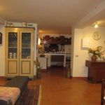 Affitto 3 camera appartamento di 100 m² in Sesto Fiorentino