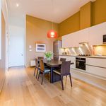 Appartement de 150 m² avec 3 chambre(s) en location à Saint-Gilles