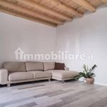 Affitto 4 camera appartamento di 120 m² in Toscolano-Maderno