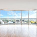 Rent 3 bedroom apartment of 176 m² in London