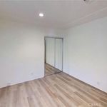 Rent 4 bedroom apartment of 177 m² in Sherman Oaks