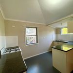 Rent 2 bedroom apartment in Maryborough