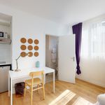 Rent 1 bedroom apartment of 18 m² in Fontainebleau