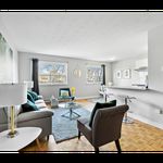 2 bedroom apartment of 796 sq. ft in Toronto
