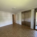 Rent 3 bedroom apartment of 163 m² in Pully