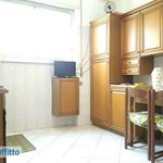 Affitto 4 camera appartamento di 123 m² in Genoa