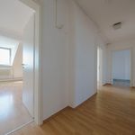 Miete 6 Schlafzimmer wohnung von 180 m² in Fürth