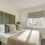 Rent 4 bedroom flat of 139 m² in Kensington
