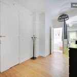 Rent 3 bedroom apartment of 74 m² in Paris