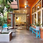 Rent 2 bedroom house of 165 m² in Khlong Tan Nuea