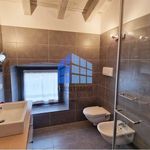 Affitto 4 camera appartamento di 160 m² in Bergamo