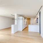 Rent 6 bedroom apartment of 475 m² in Barcelona