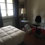 Affitto 10 camera appartamento di 400 m² in Florence