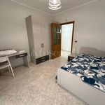 Affitto 5 camera appartamento di 140 m² in Palermo