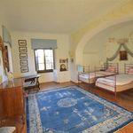 Rent 9 bedroom apartment of 300 m² in Fiesole