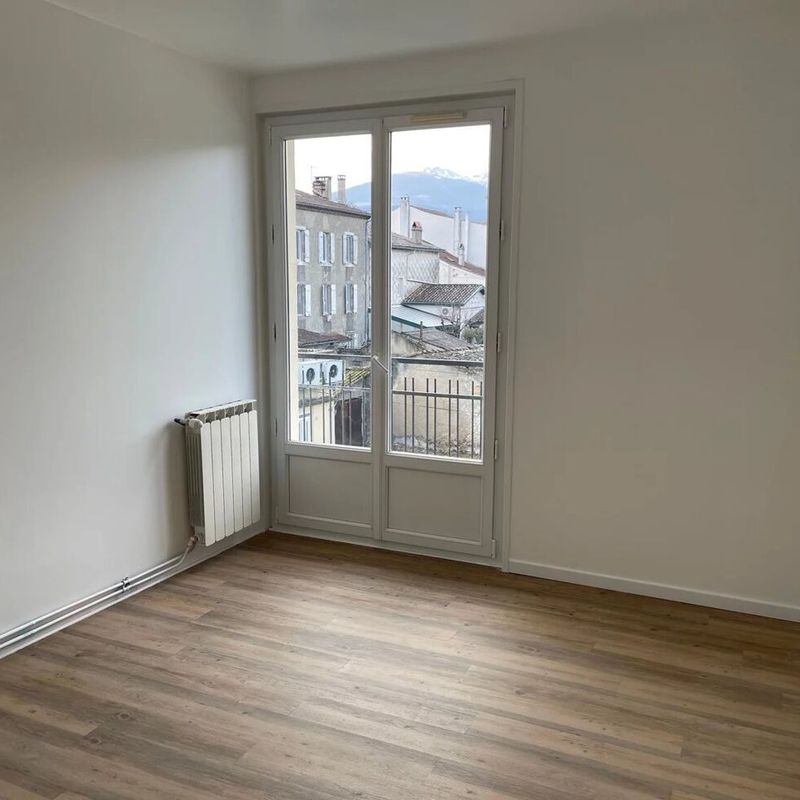 Louer appartement de 3 pièces 62 m² 500 € à Lavelanet (09300) : une annonce Arthurimmo.com