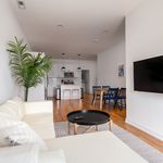 Rent 4 bedroom apartment of 1606 m² in Chicago