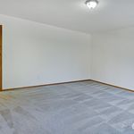 Rent 4 bedroom apartment of 236 m² in Lake Stevens